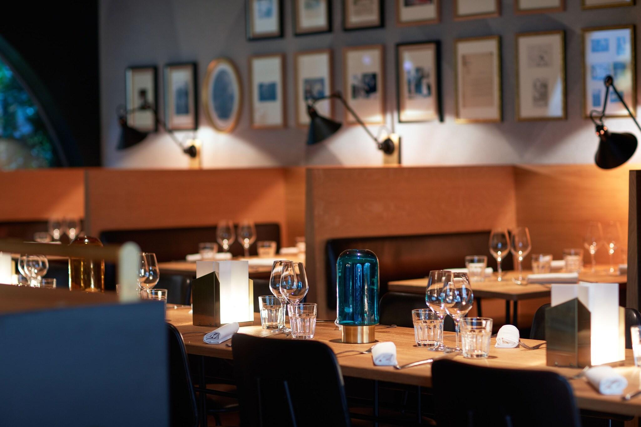 Bar/Salón Maison Pic