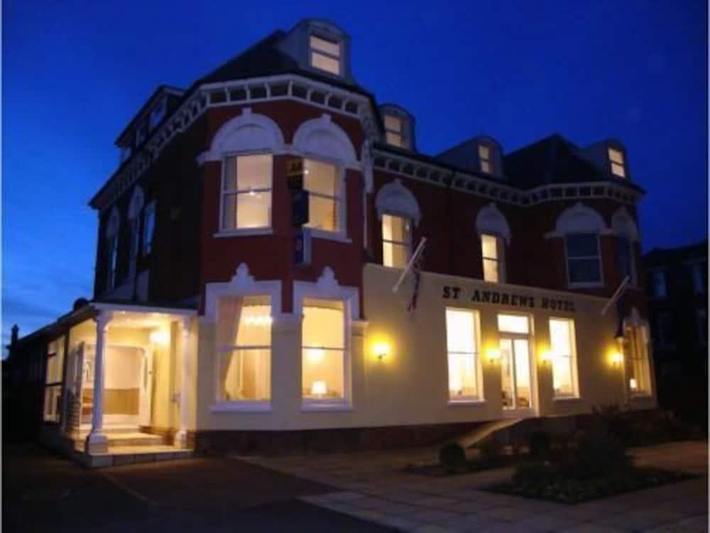 Vista Exterior St Andrews Hotel