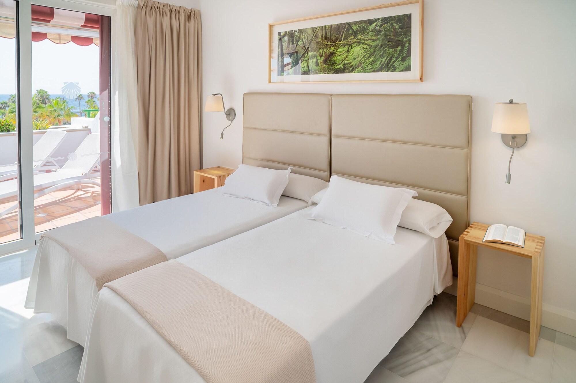 Varios Aparthotel Parque Santiago IV