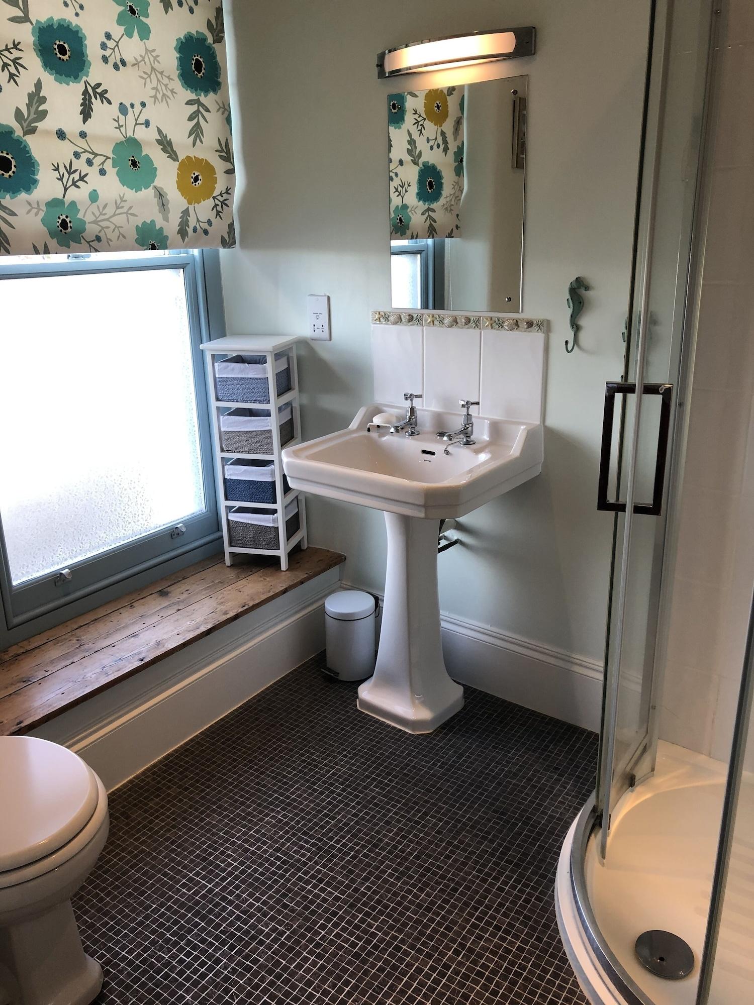 Equipamiento de Habitación Beacon House