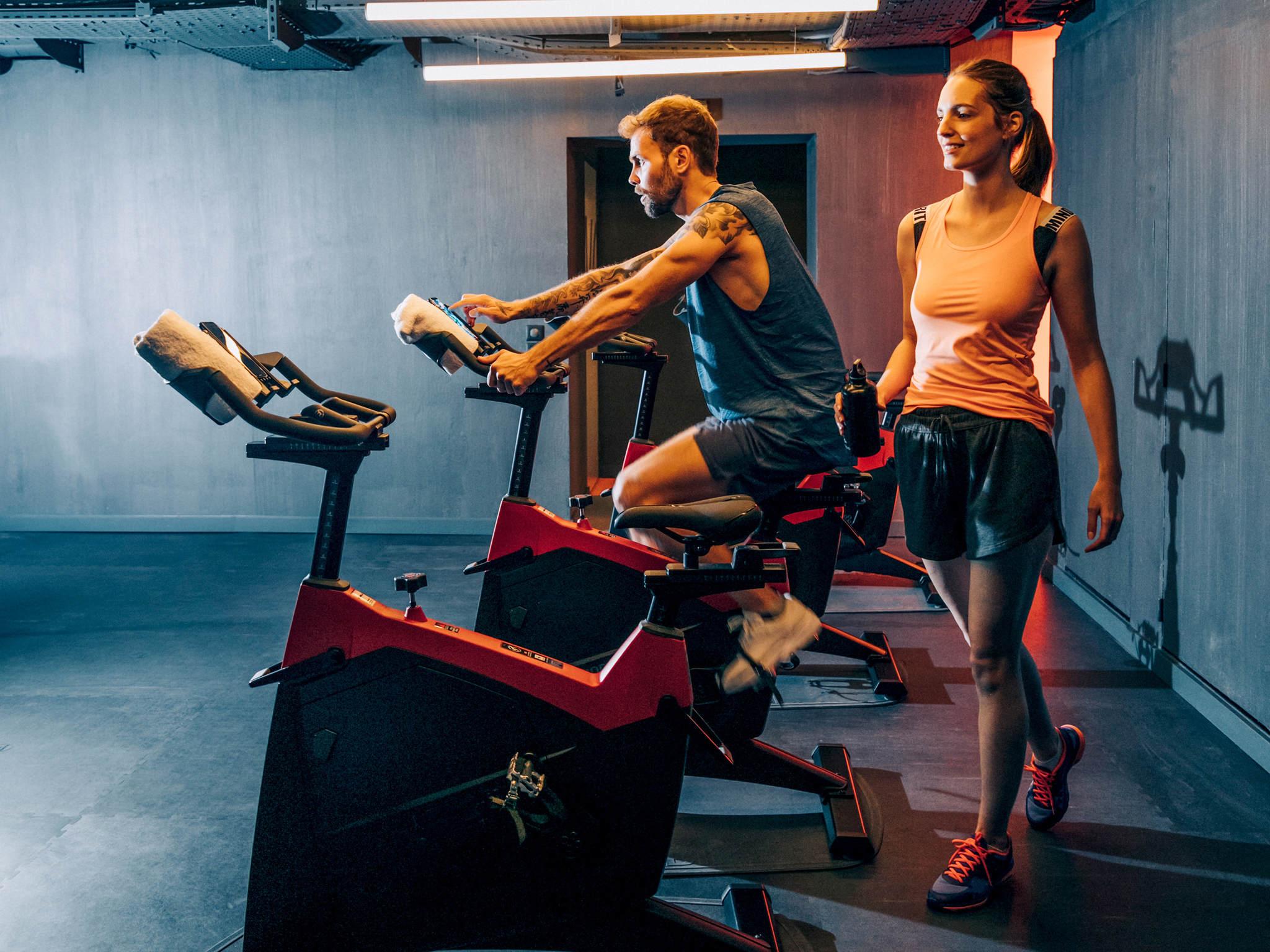 Instalaciones Recreativas Pullman Lyon