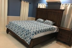 Alquiler Vacacional - Sunflower Villa -  Samaan Grove Estates, Canaan, Secure/Gated Luxury