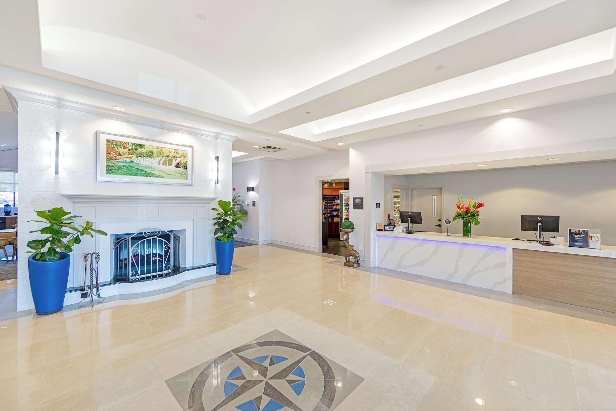 Vista Lobby Homewood Suites by Hilton East Rutherford - Meadowlands