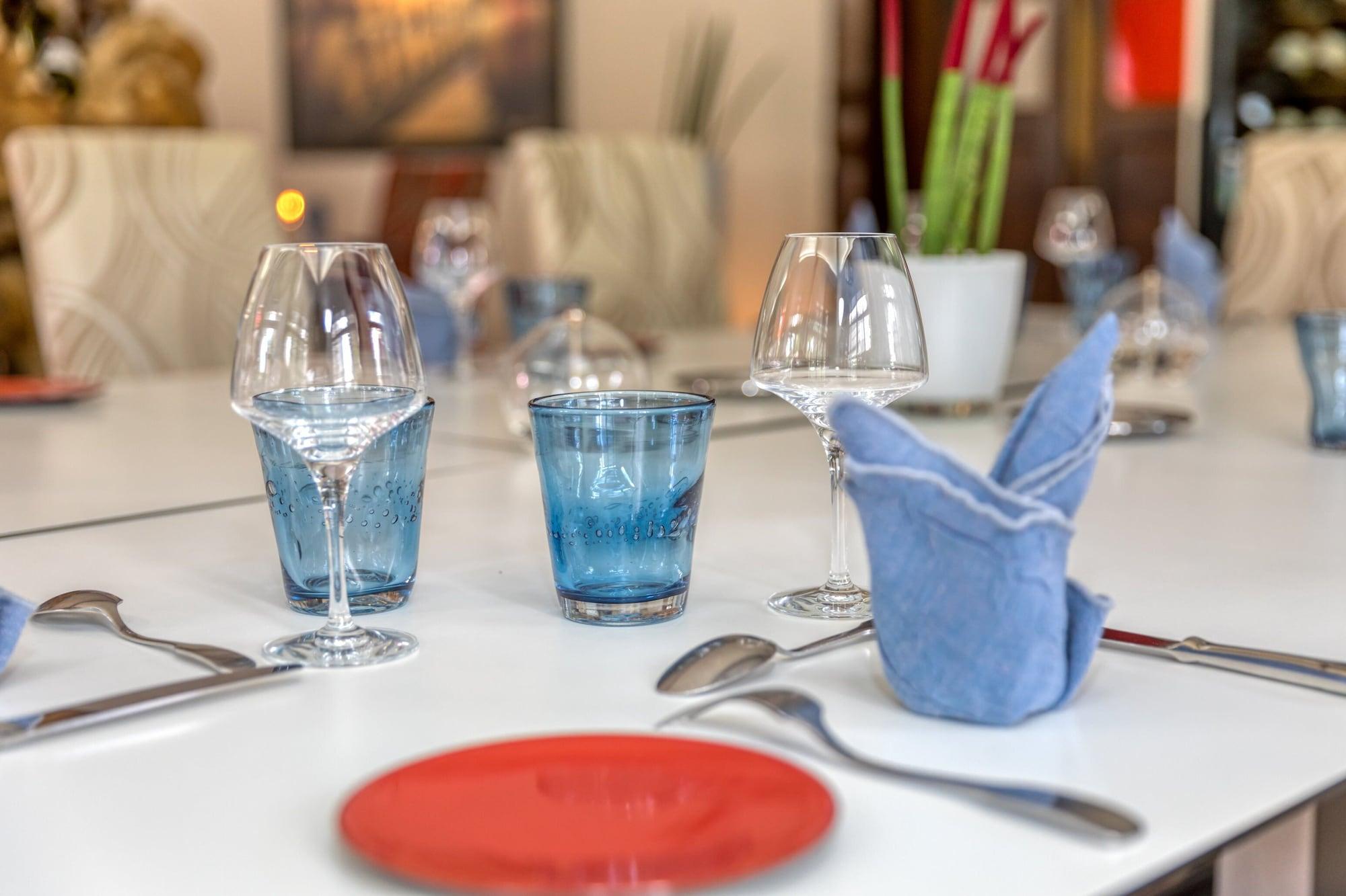 Restaurant Logis Hôtel la Commanderie de Champarey