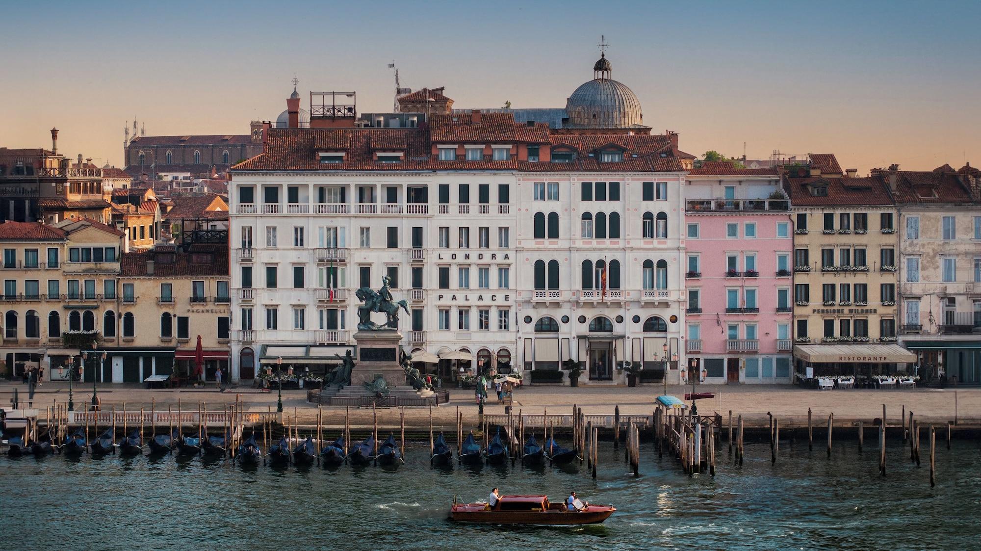 Vista Exterior Londra Palace Venezia
