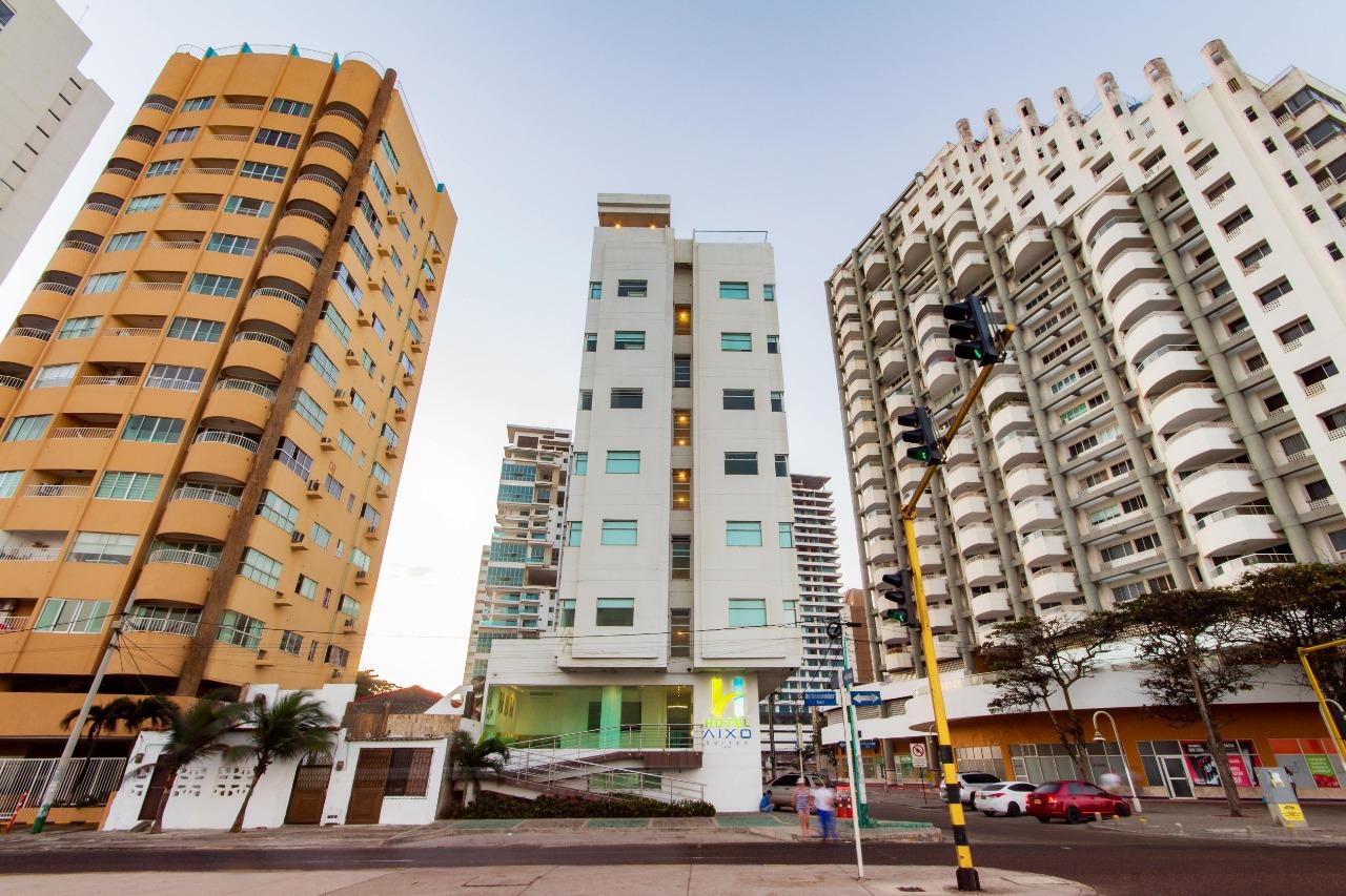 Vista Exterior Hotel Aixo Suites By Geh Suites