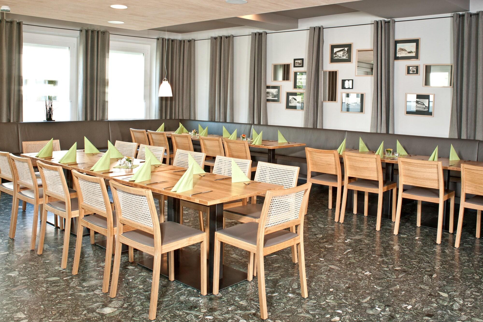 Sala de Reuniones Hotel Restaurant Waldhorn
