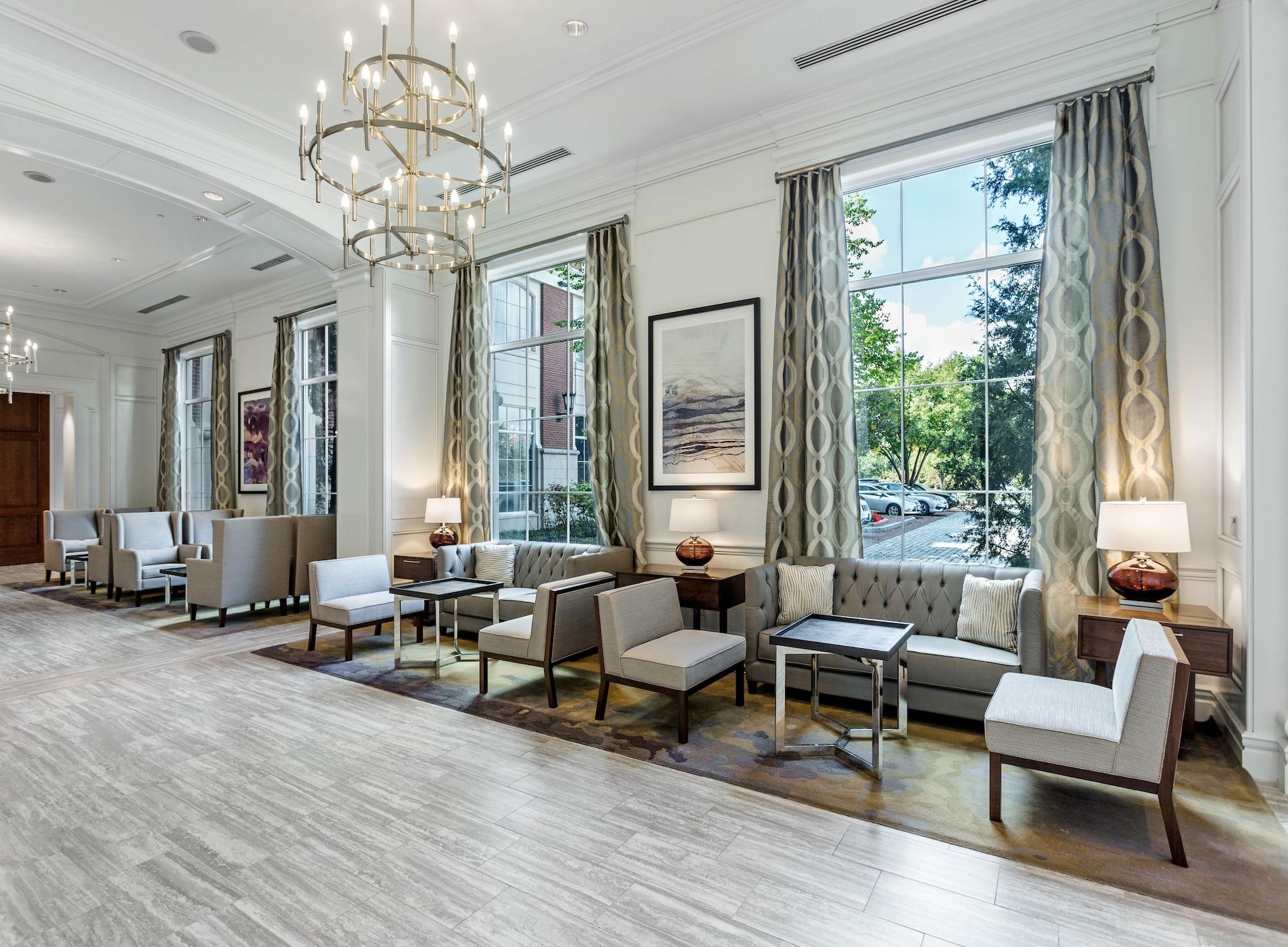 Vista Lobby Hilton Columbus at Easton