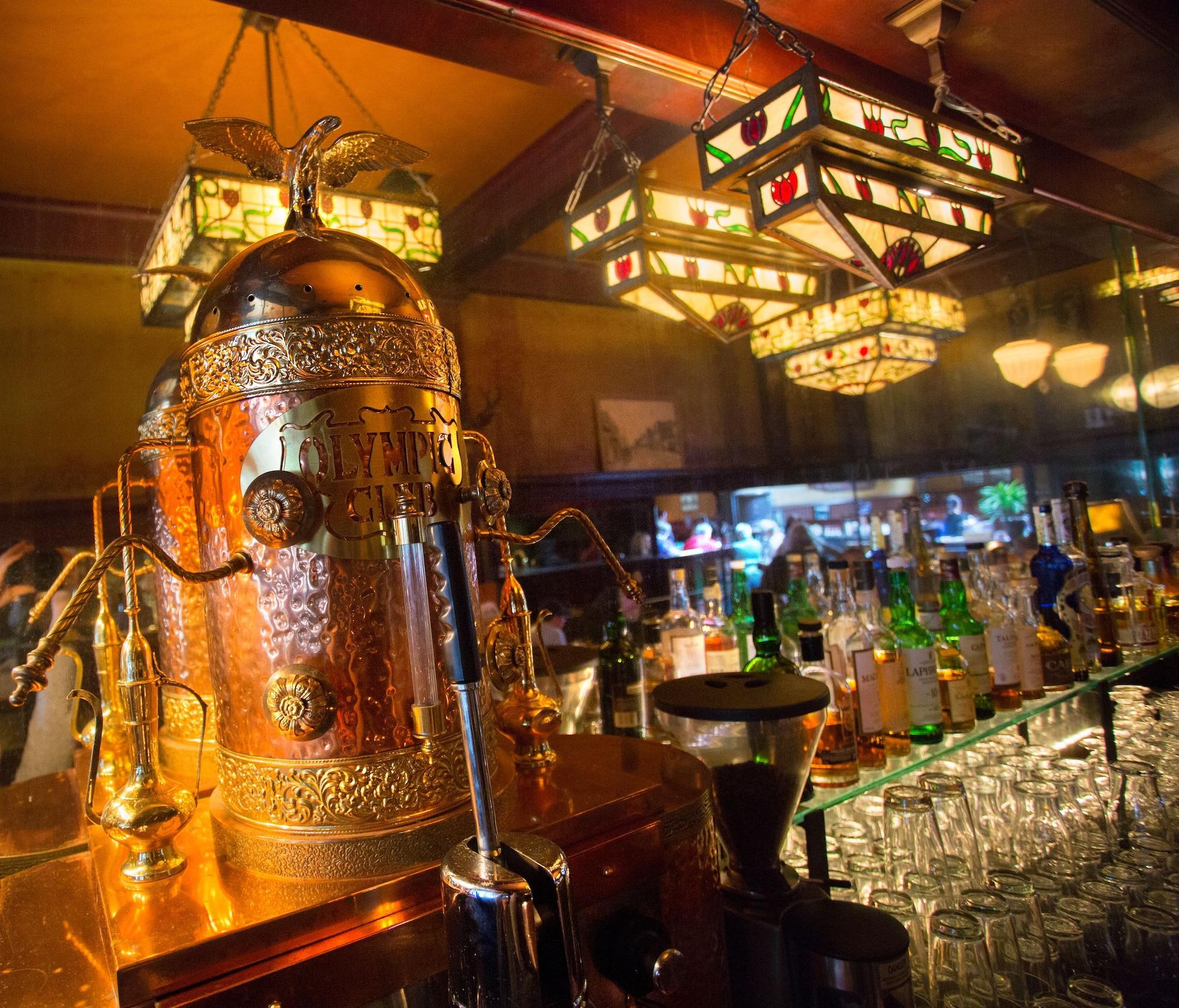 Restaurant McMenamins Olympic Club