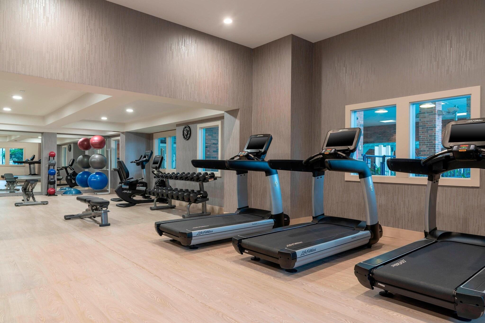Gimnasio Delta Hotels by Marriott Kalamazoo Conference Center