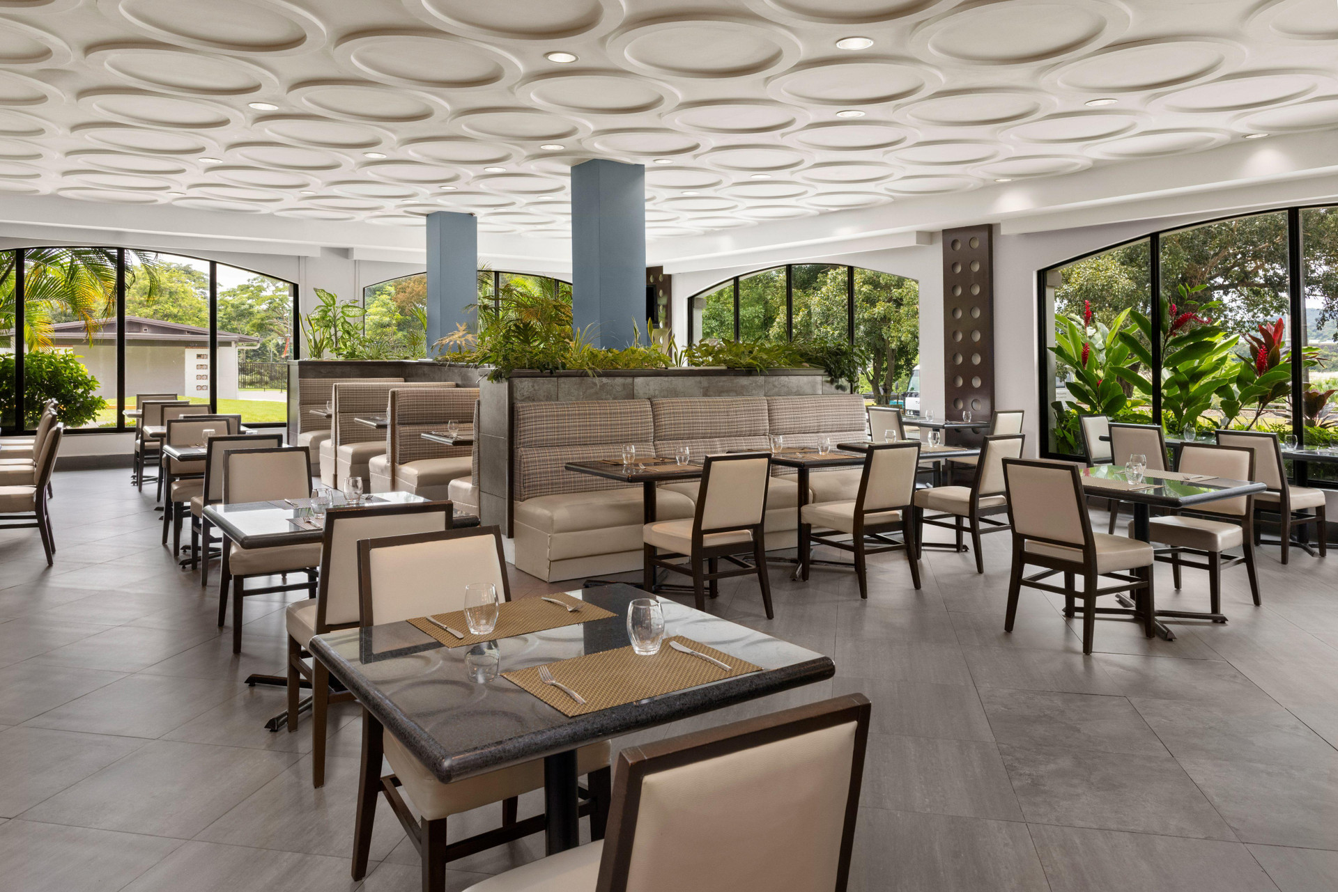 Restaurant Holiday Inn Panama Canal by IHG