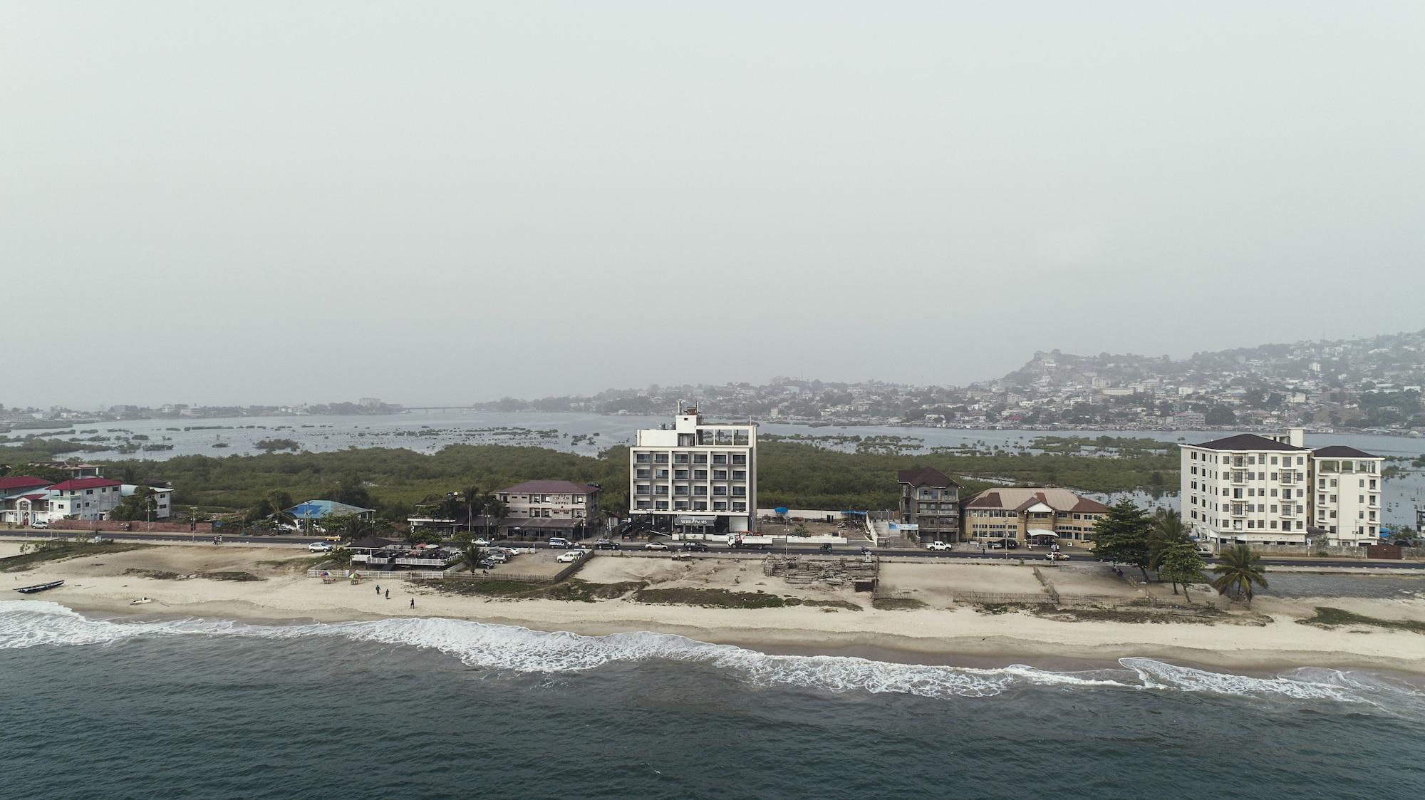 Playa Sierra Palms Resort