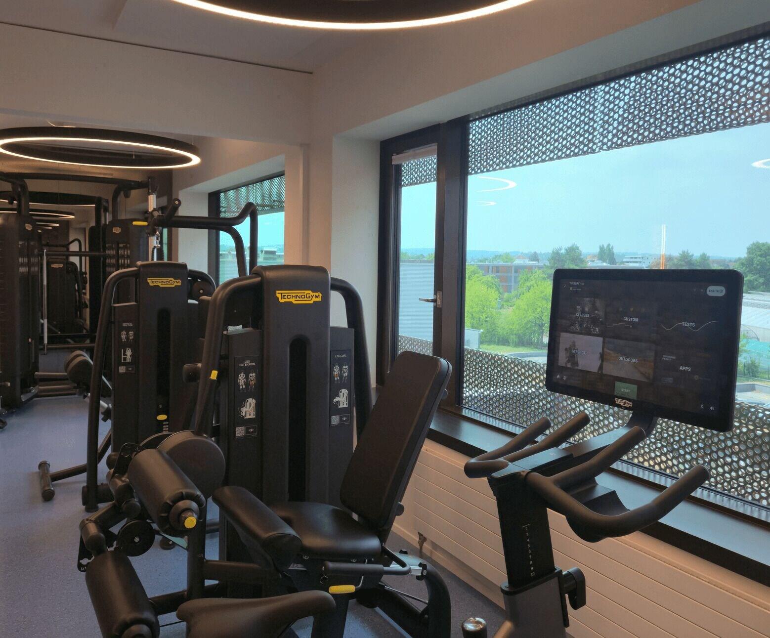 Gimnasio Airport Hotel Basel