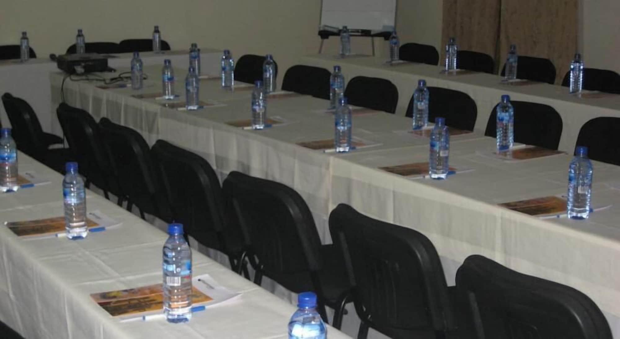 Sala de Reuniones Rayporsh Hotel