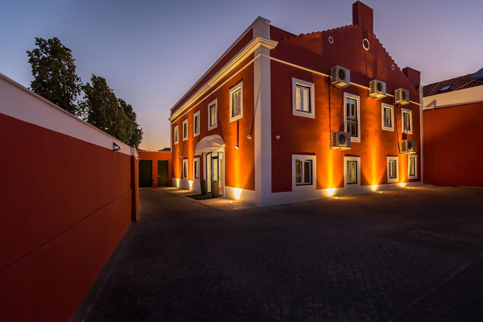 Varios Comtesse Guesthouse by Homing
