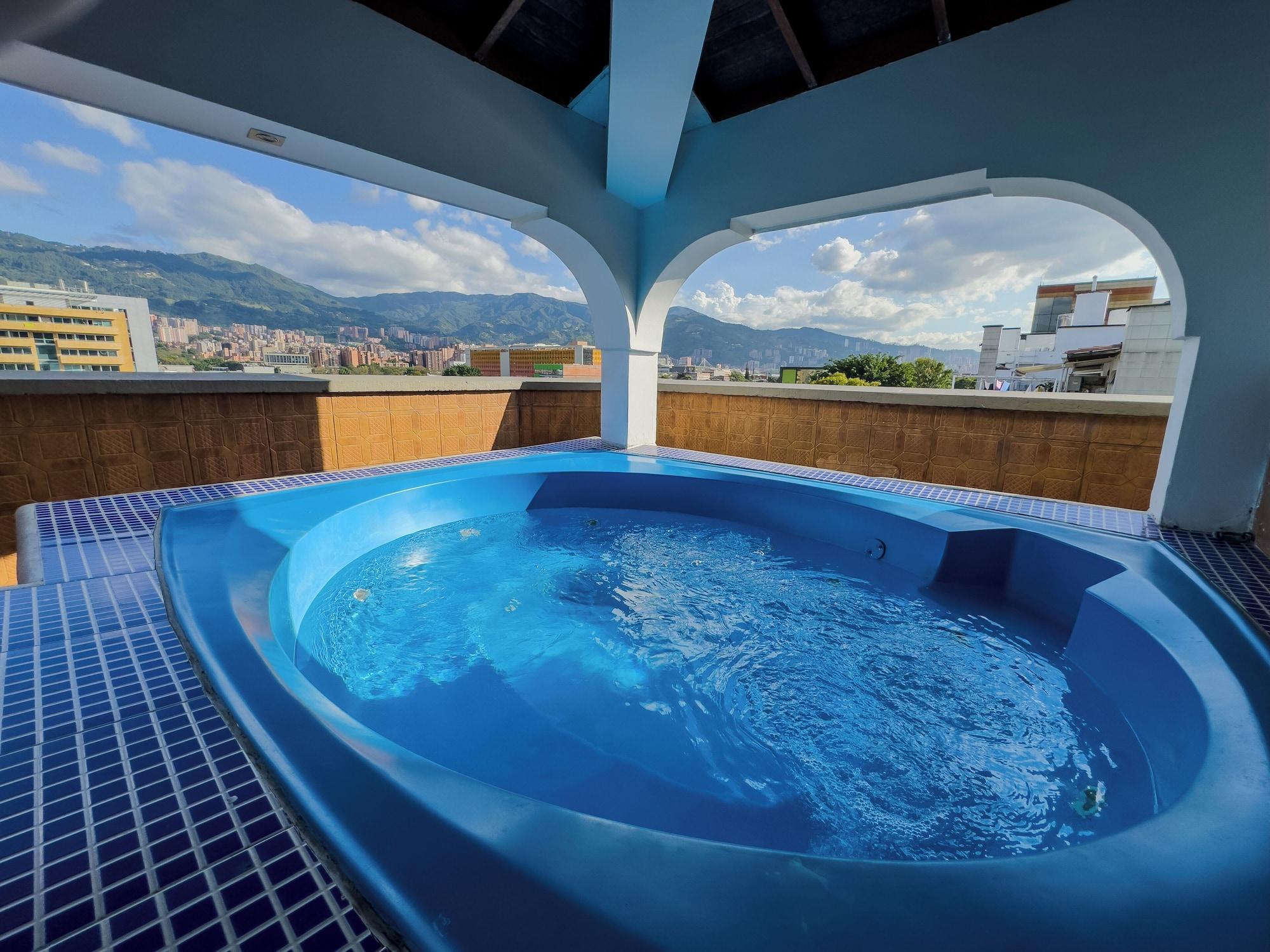 Spa Hotel Alcaravan Medellín
