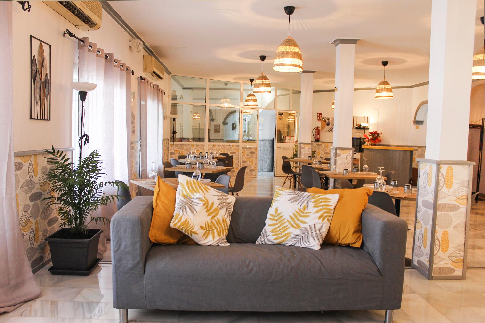 Vista Lobby Via Sevilla Cadiz Alojamiento Y Restaurante