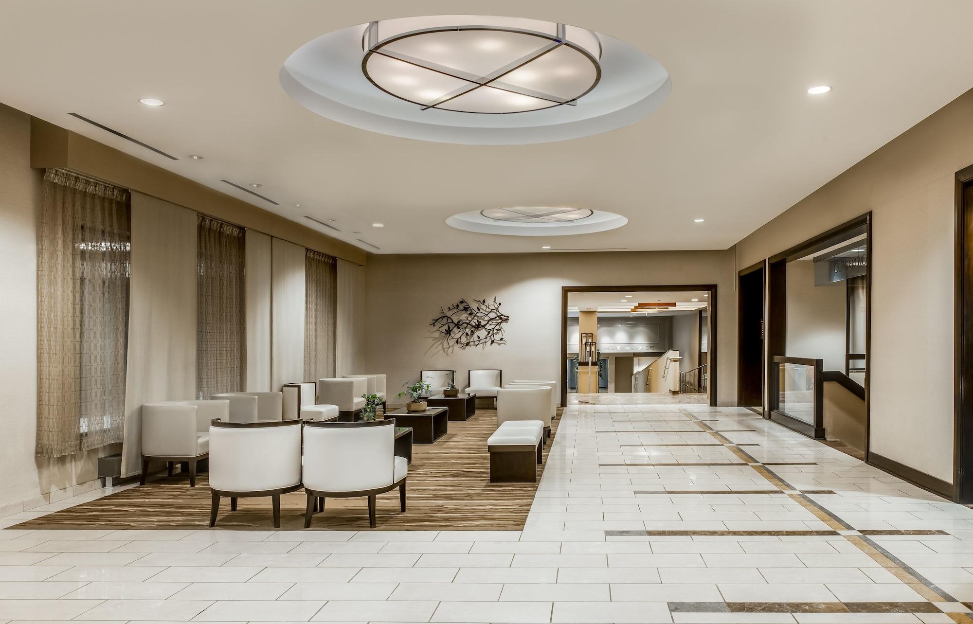 Vista Lobby Crowne Plaza Chicago Ohare Hotel & Conf Ctr by IHG