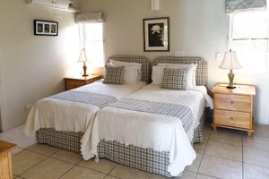 Alquiler Vacacional - Ffryes House, 3 Bedroom Villa with Private Pool and Garden