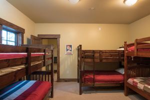 Alquiler Vacacional - Luxurious 5000 sf Northstar Home - Incredible Game Room & Four King Bed Suites