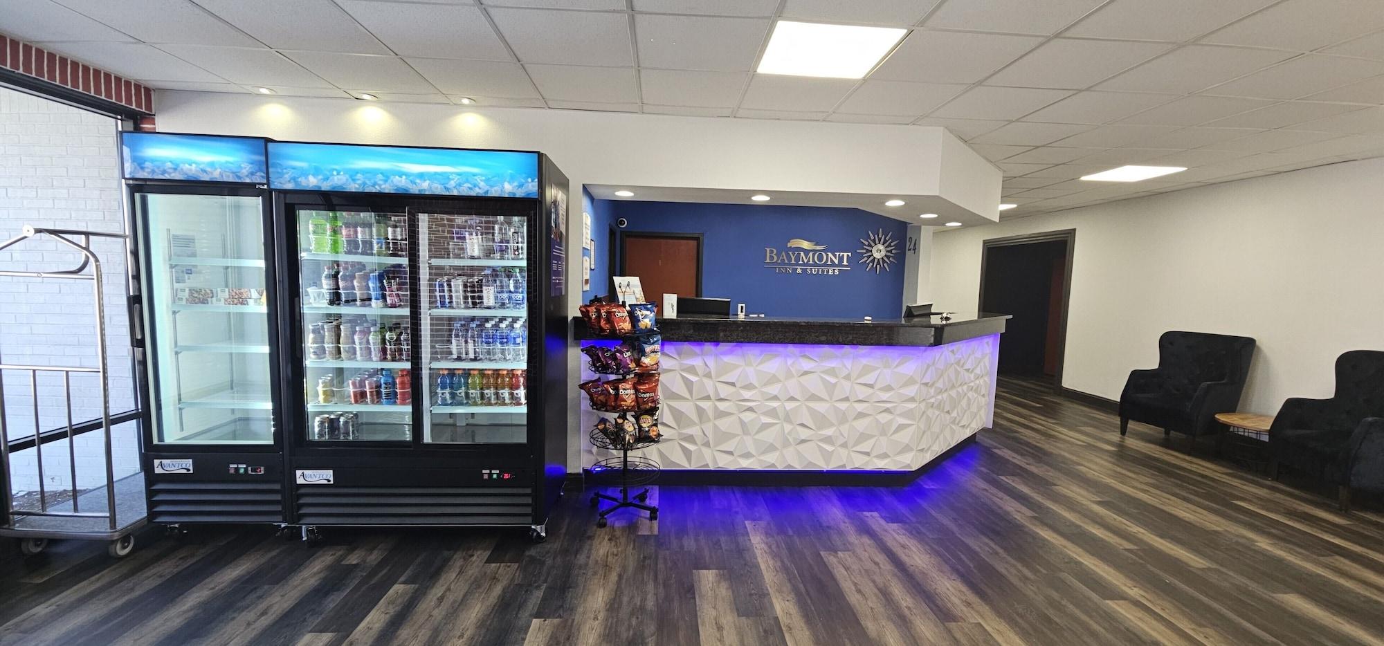 Vista Lobby Baymont by Wyndham Greenville OH