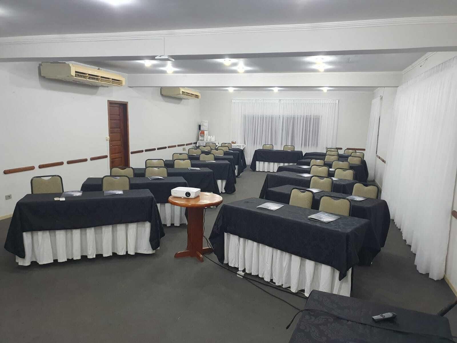 Sala de Reuniones Hotel Transcontinental