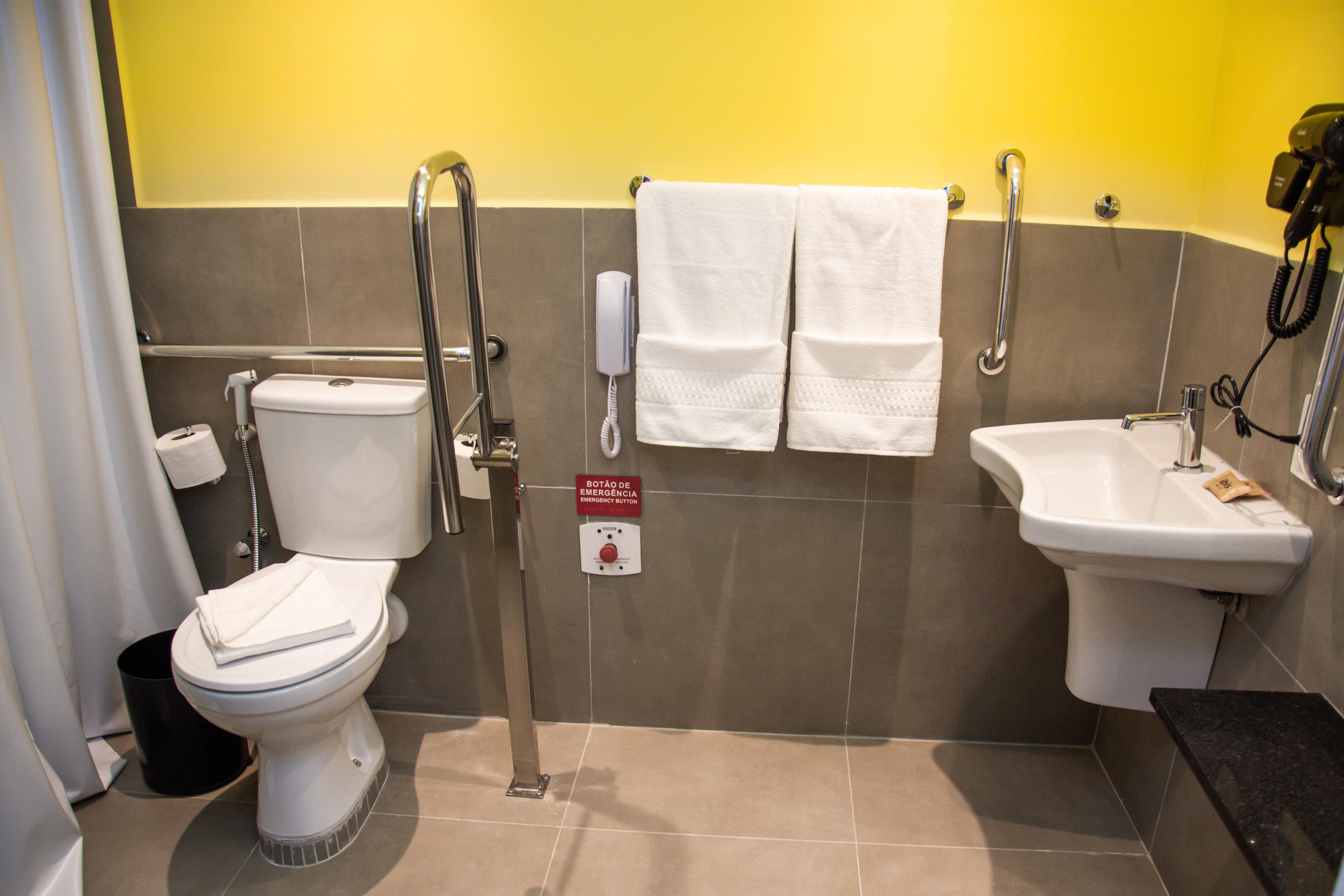Baño ibis Styles Garanhuns