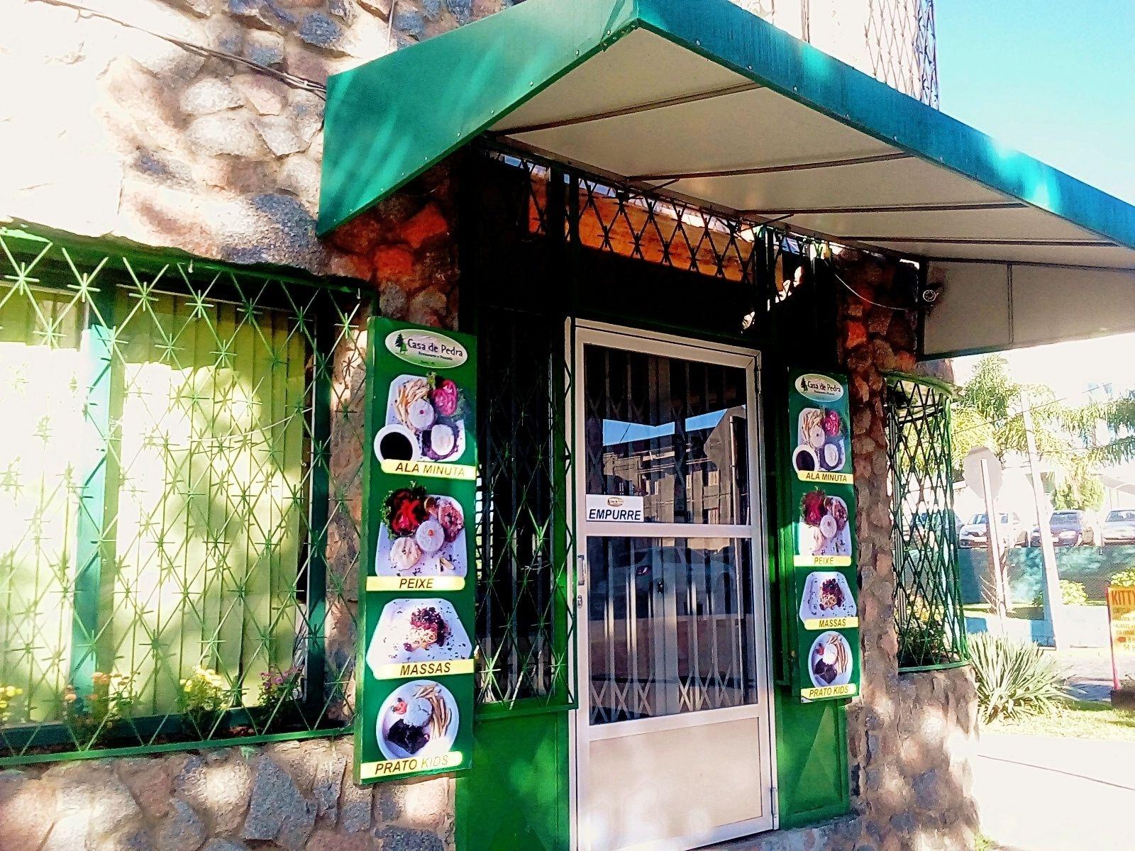 Vista Exterior Casa de Pedra Mineira