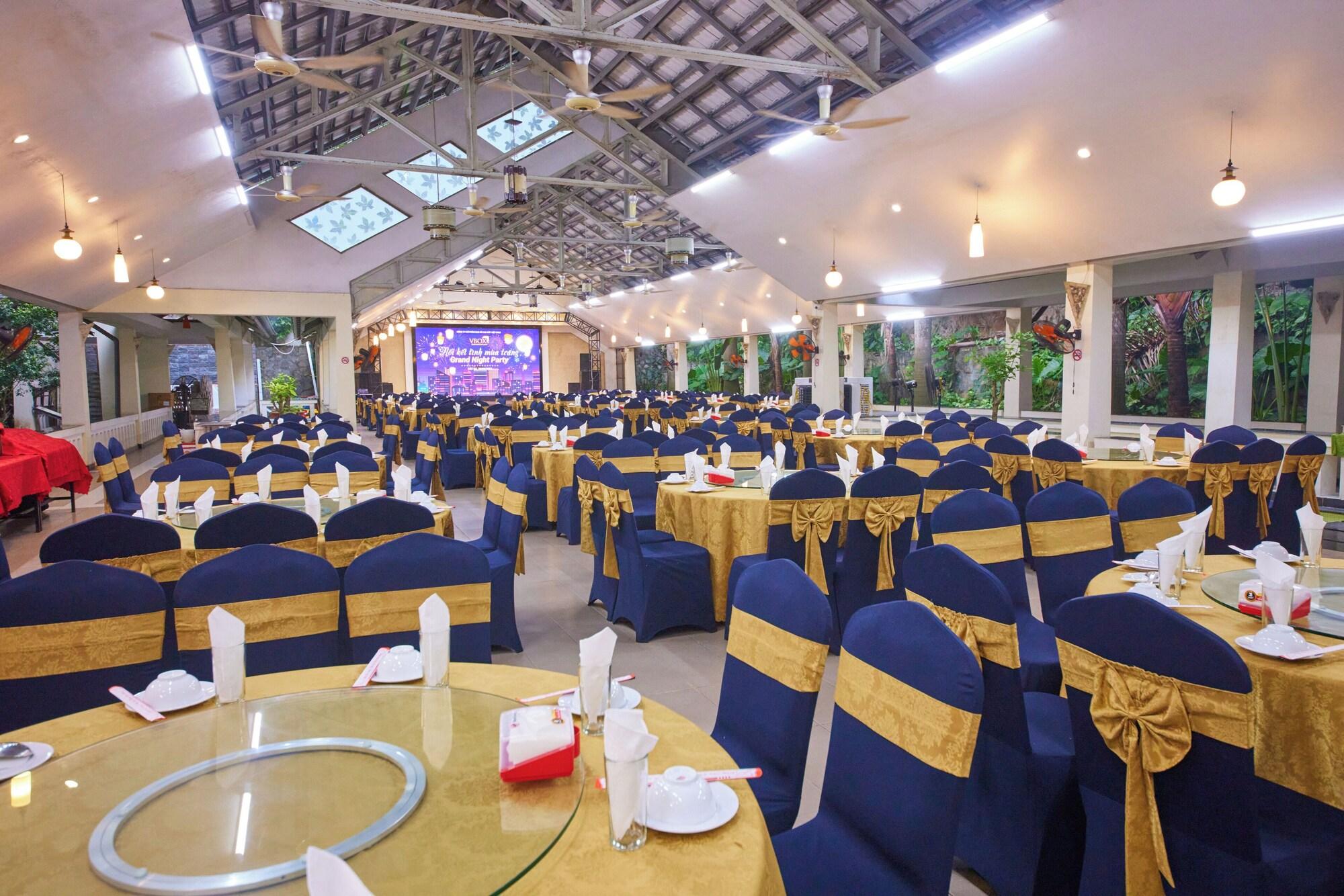 Sala de Reuniones Gieng Ngoc Hotel