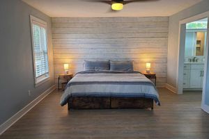 Alquiler Vacacional - Walk to the Beach. Just Renovated.  Well Stocked!  Serenity and Shelling Oasis.