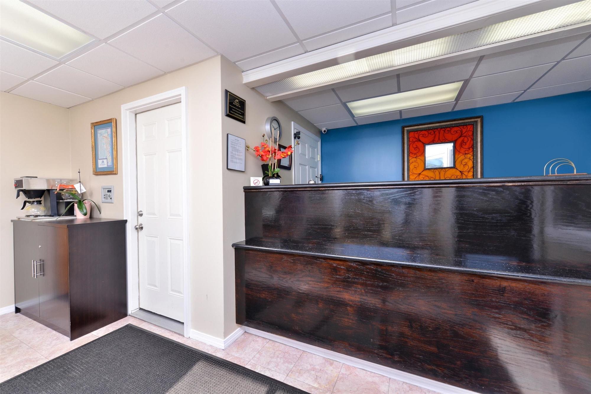 Vista Lobby Americas Best Value Inn New London Mystic