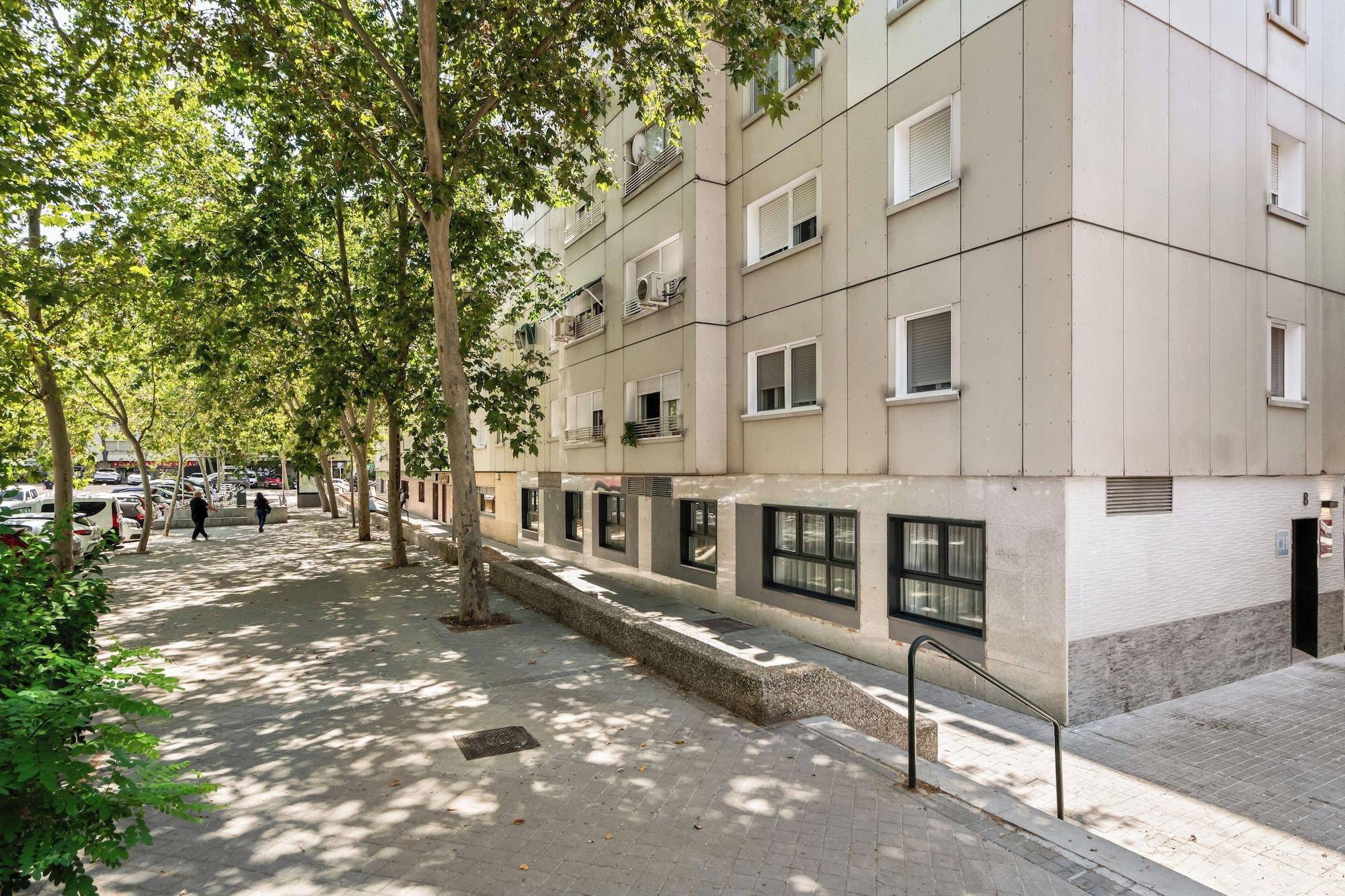 Vista Exterior Dobo Madrid Molins