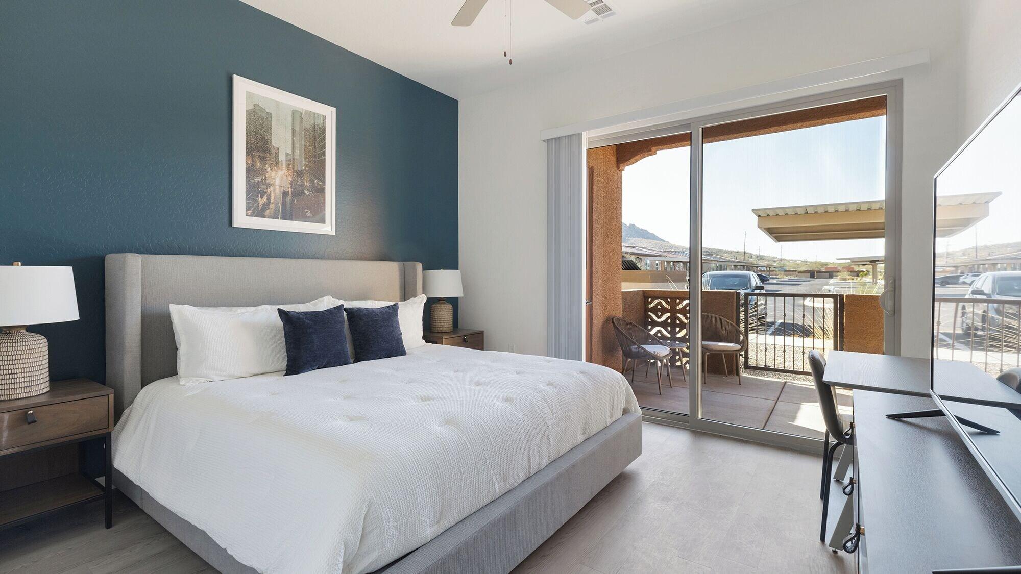 Varios Landing Apartments Oro Valley