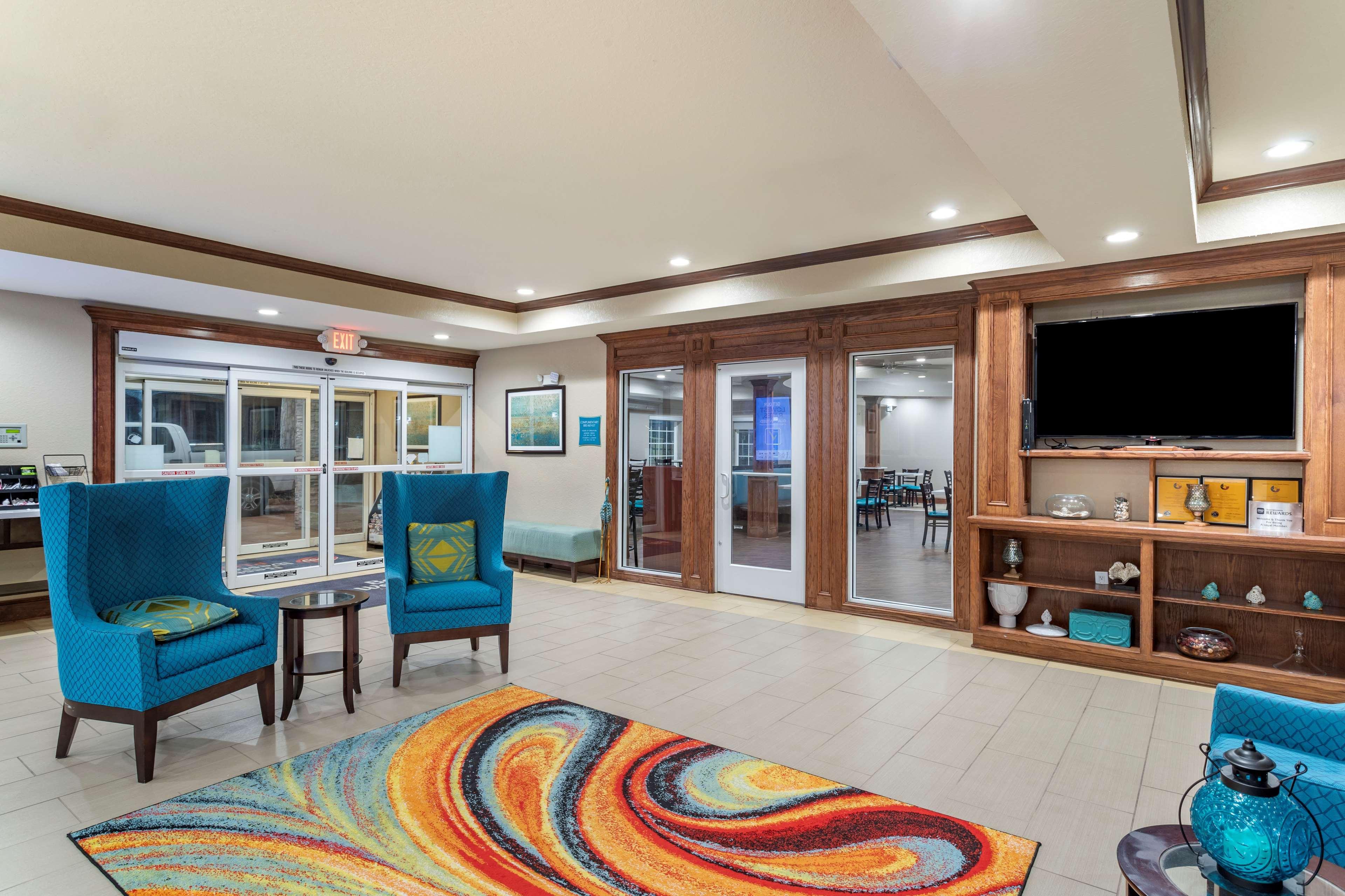 Vista Lobby Best Western Plus Galveston Suites