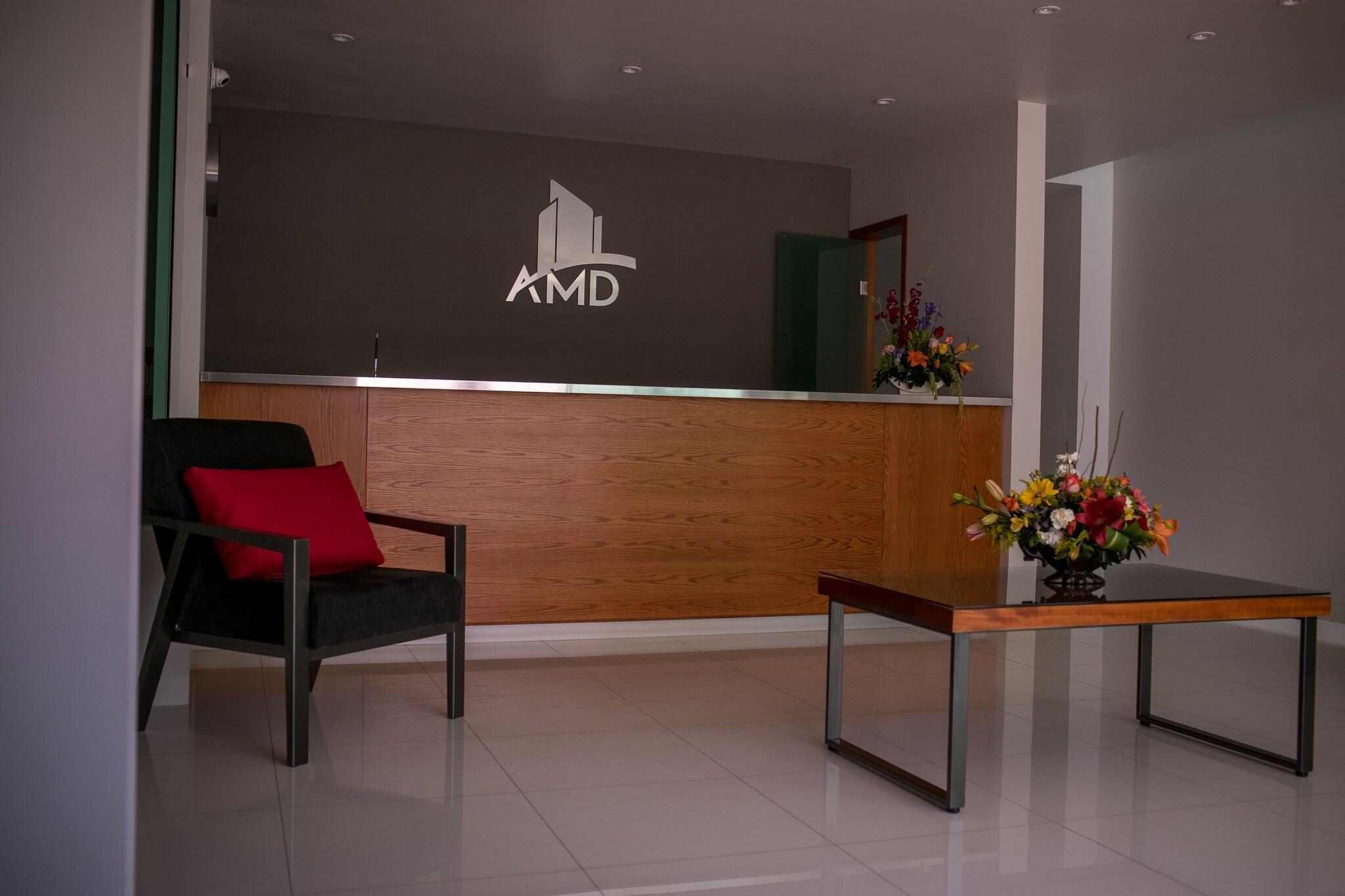 Vista Lobby Amd Hotel