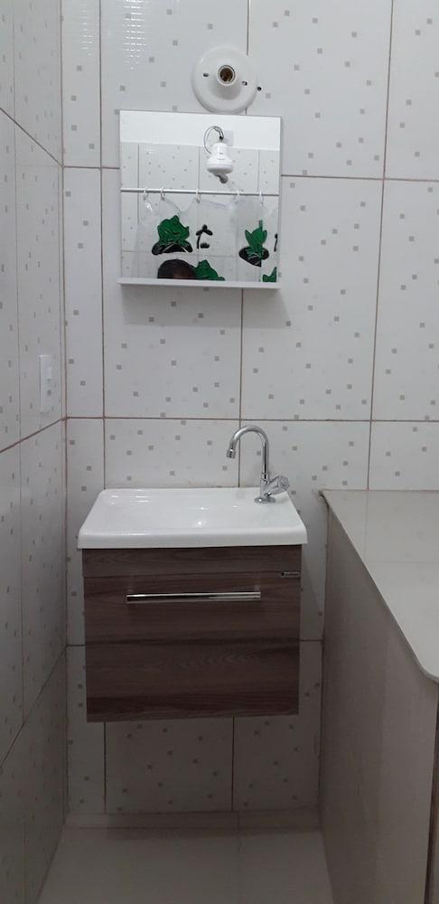 Baño Pousada Cantinho da Familia