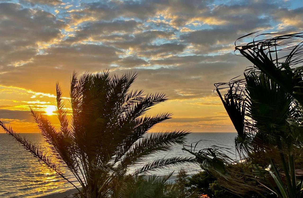 Vista Exterior Playa Paraiso Beach Resort