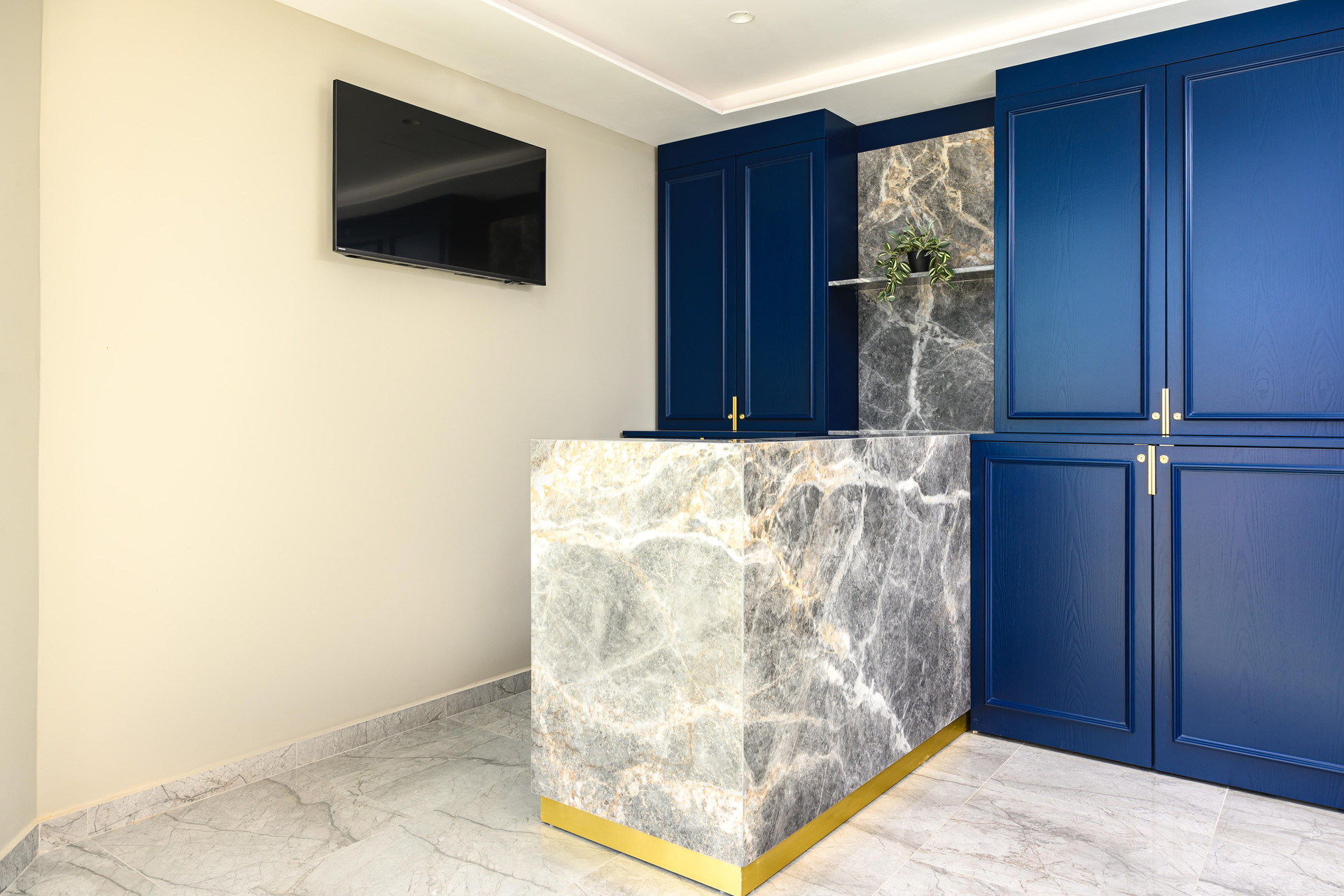 Vista Lobby Xvi Suites