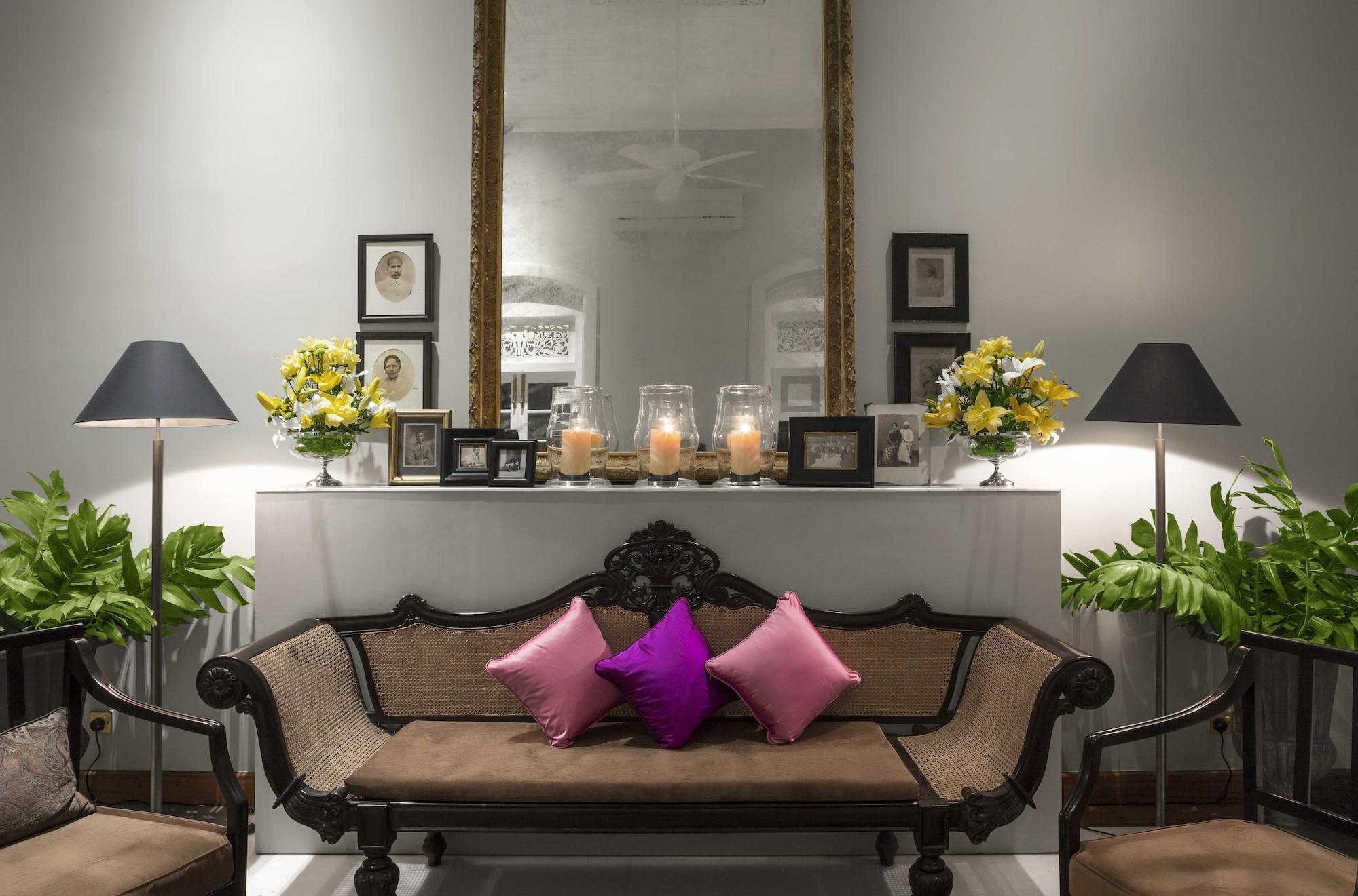 Vista Lobby Maniumpathy