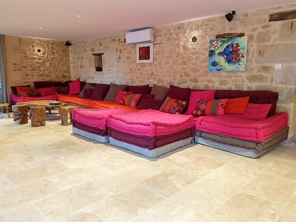 Bar/Salón Le Petit Paradis