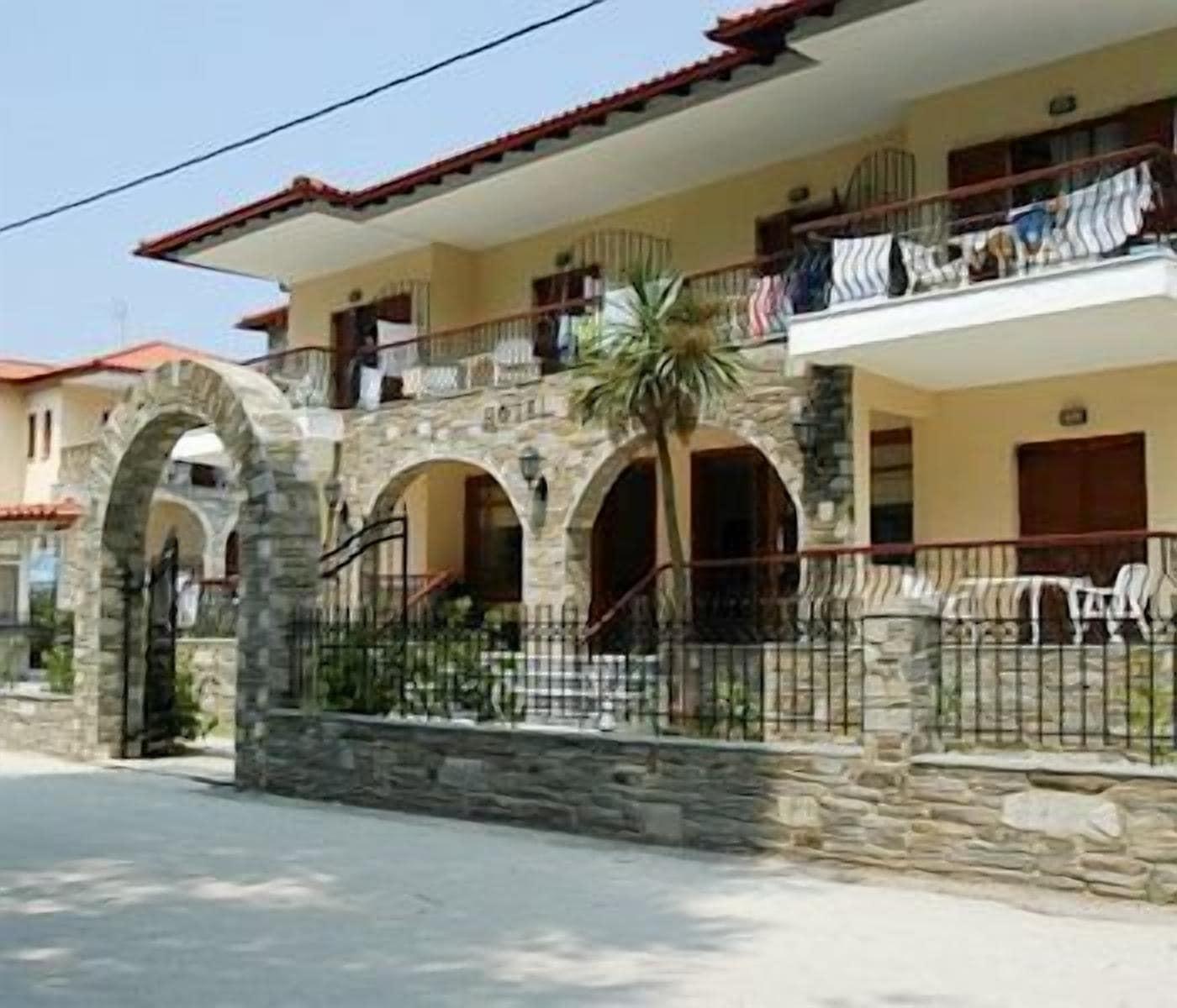 Varios Hotel ARGO