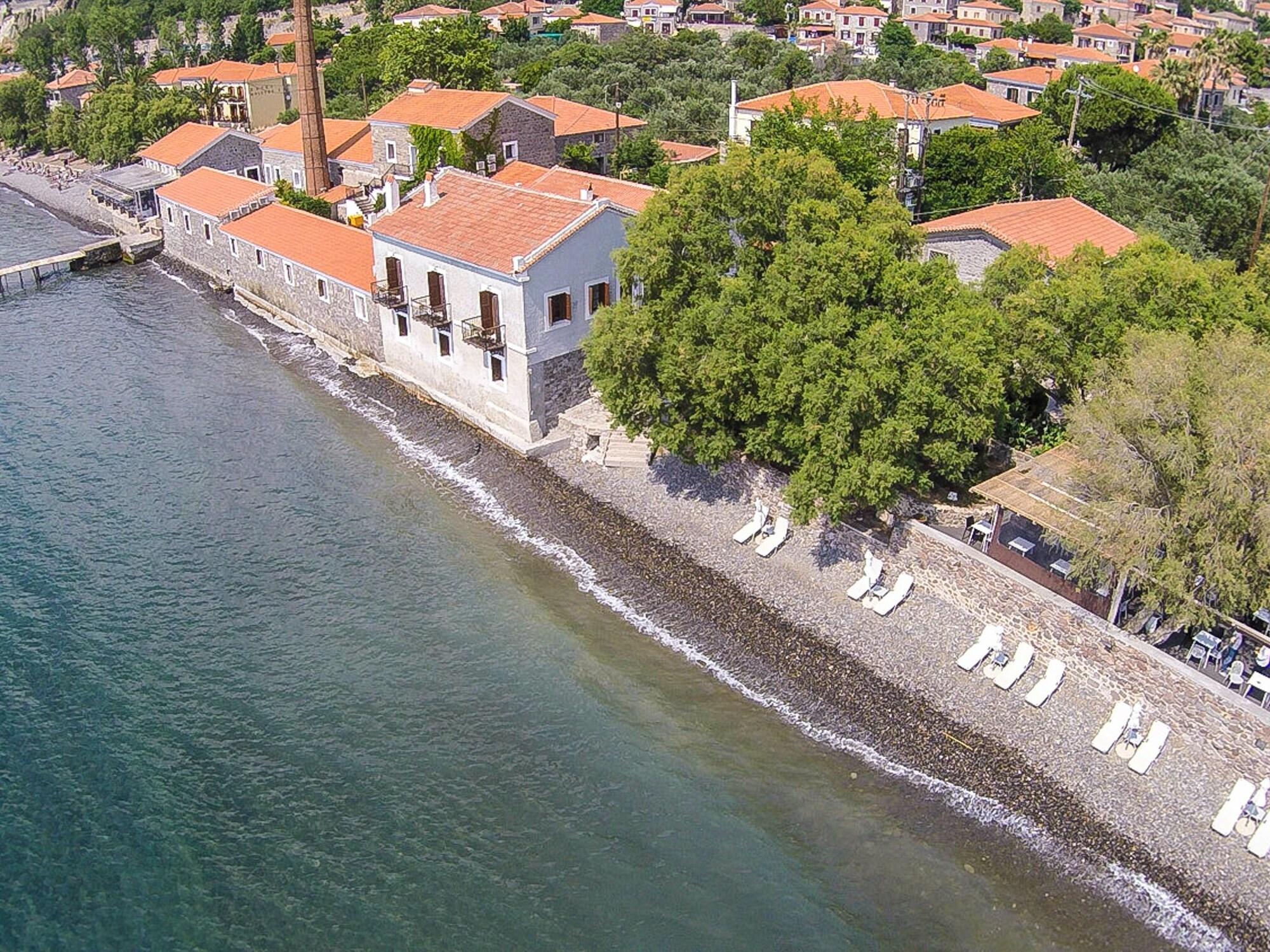 Varios Olive Press Hotel & Apartments
