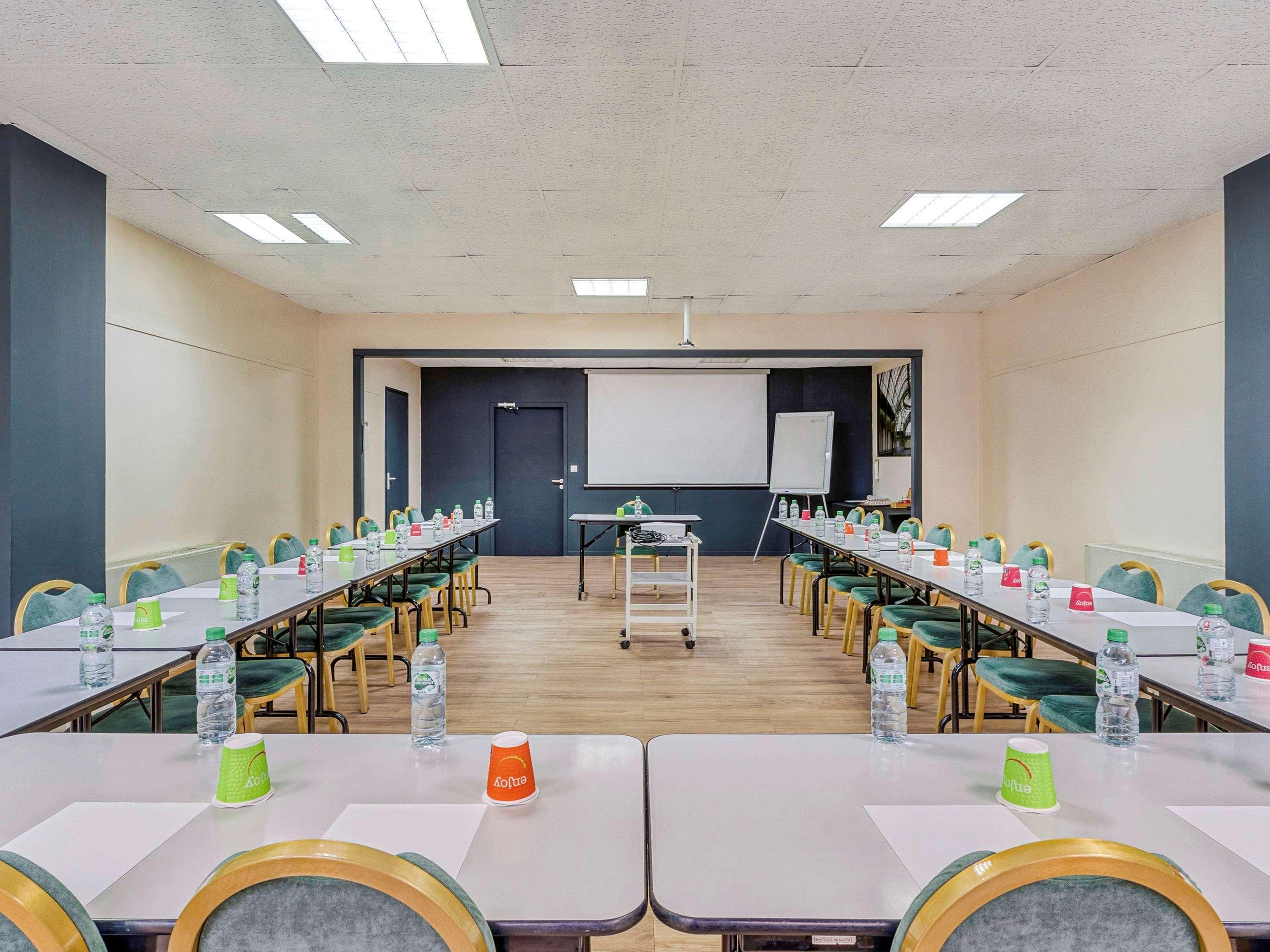 Centro de Negocios ibis Styles Bordeaux Gare Saint Jean