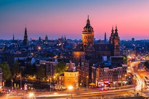 Passeio - Cruzeiro noturno pelo canal de Amsterdã