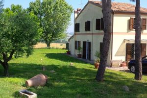 Alquiler Vacacional - Small villa in the hills in the Marche region. Relaxation, Privacy 10 km > sea