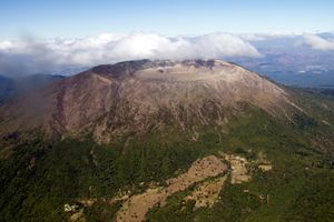 Actividad - Volcanes, lagos y sitios mayas - Tour de un día entero