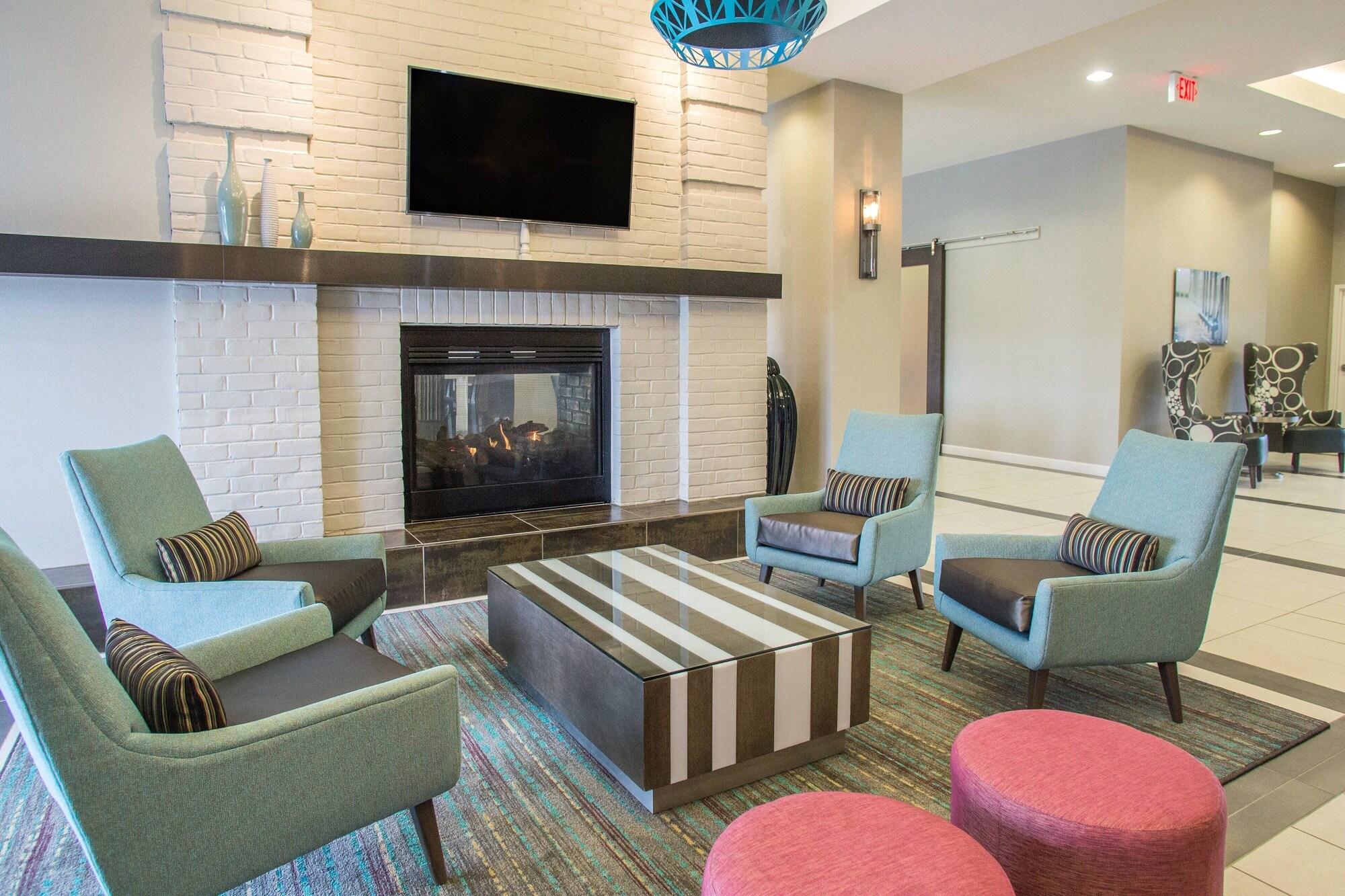 Vista Lobby Residence Inn Aberdeen at Ripken Stadium