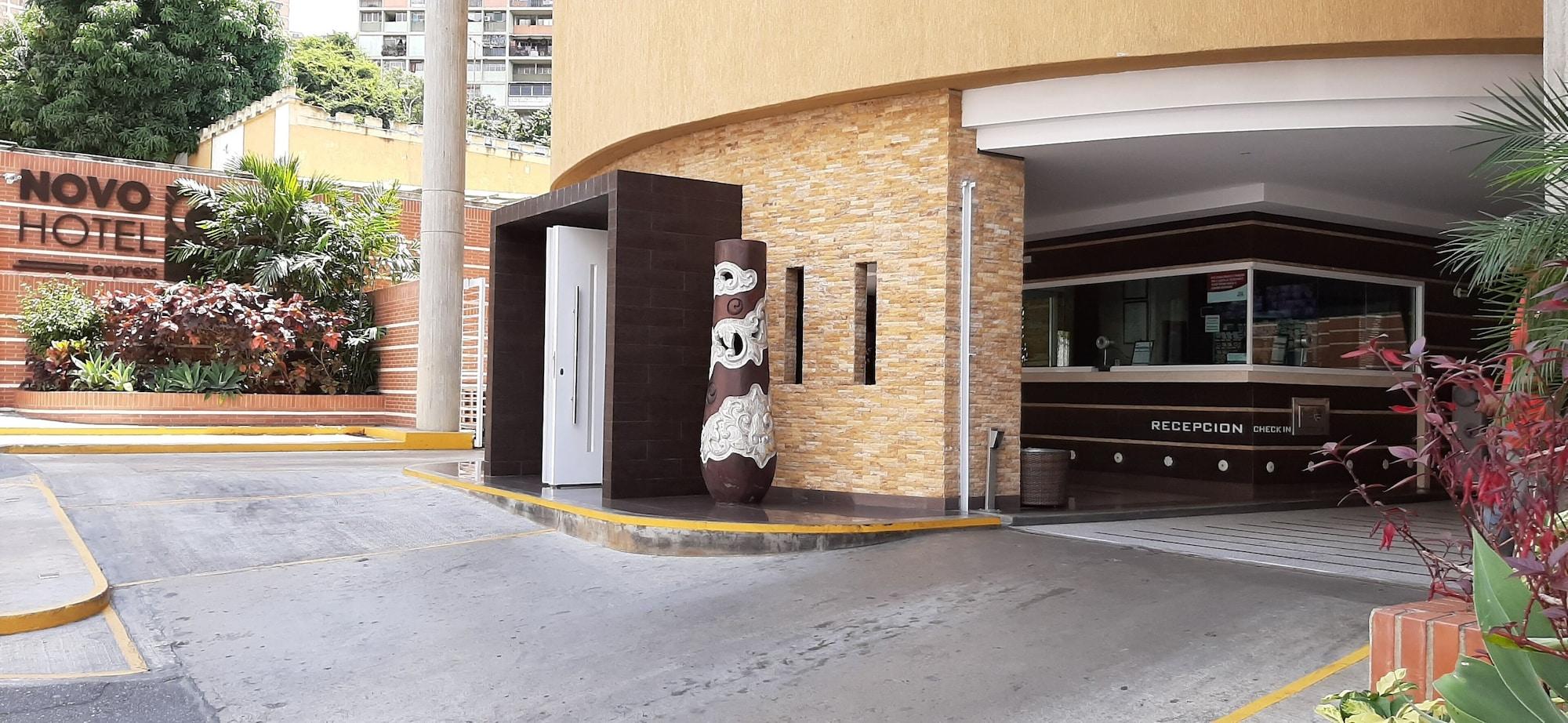 Vista Exterior Novo Hotel