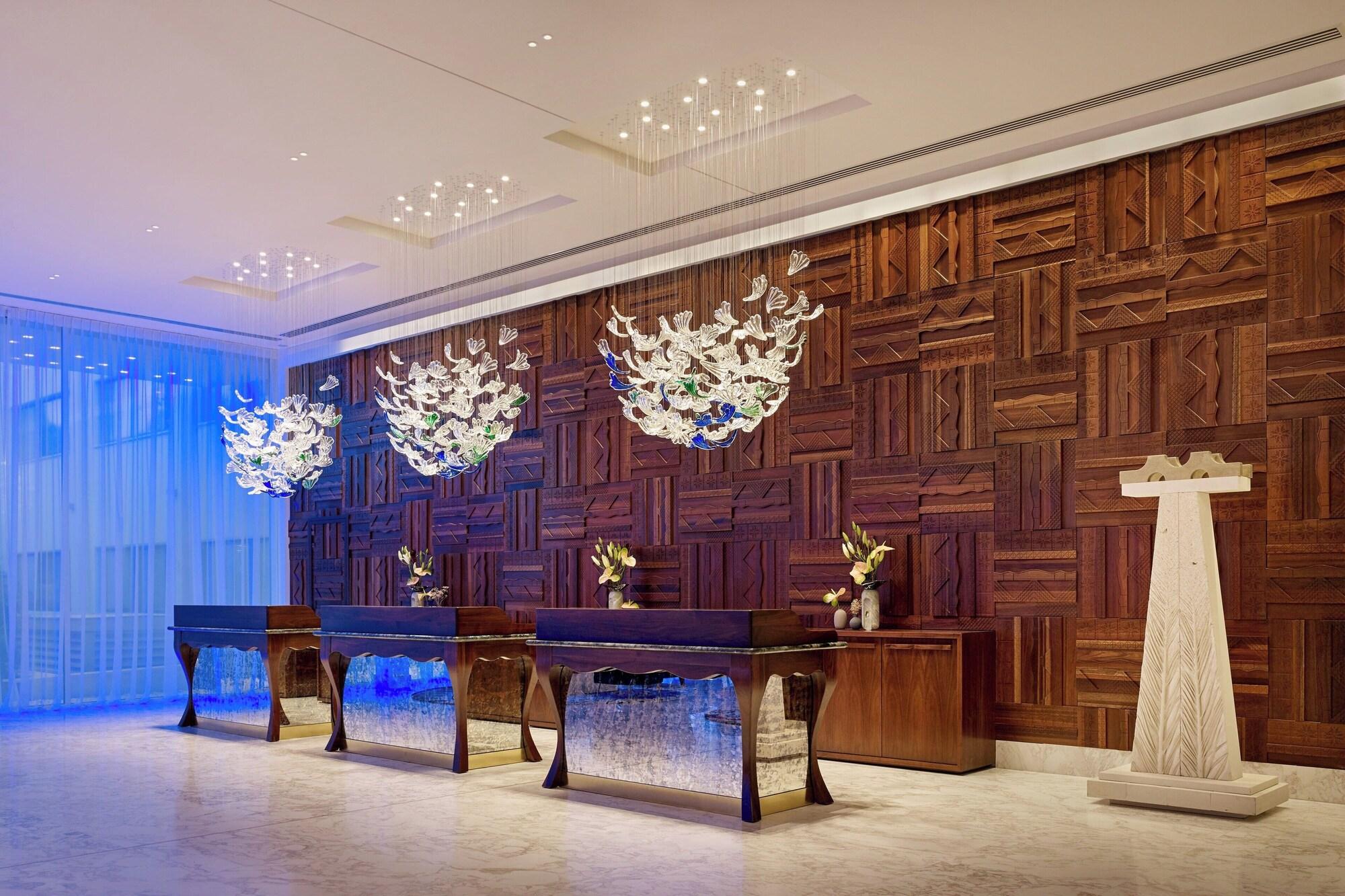 Vista Lobby Parklane, a Luxury Collection Resort & Spa, Limassol