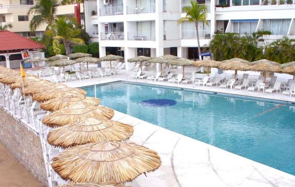 Suites Torres Gemelas VIP - Hoteles en Zona Dorada de Acapulco